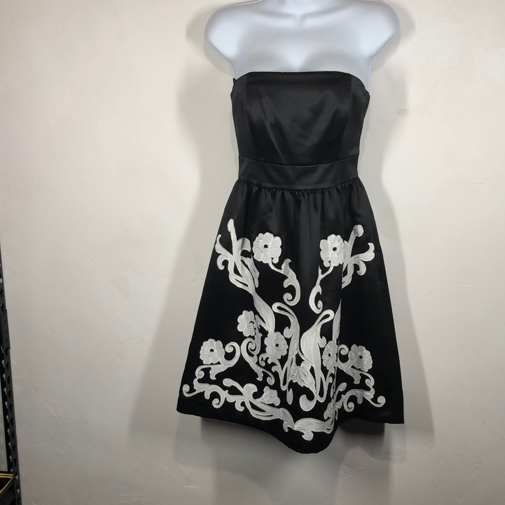 White House Black Market strapless dress size 0